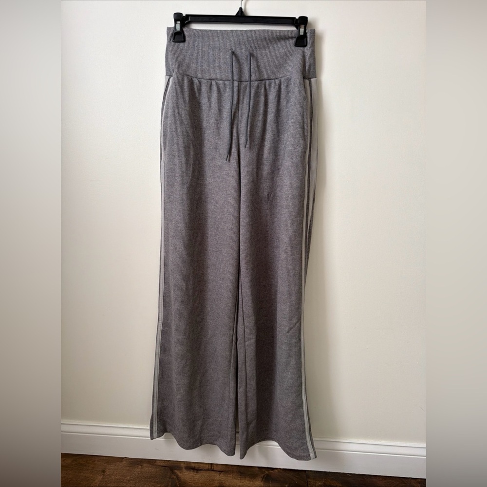 Halara Ribbed High Wasted Tummy Control High Waisted Sweatpants - Gray